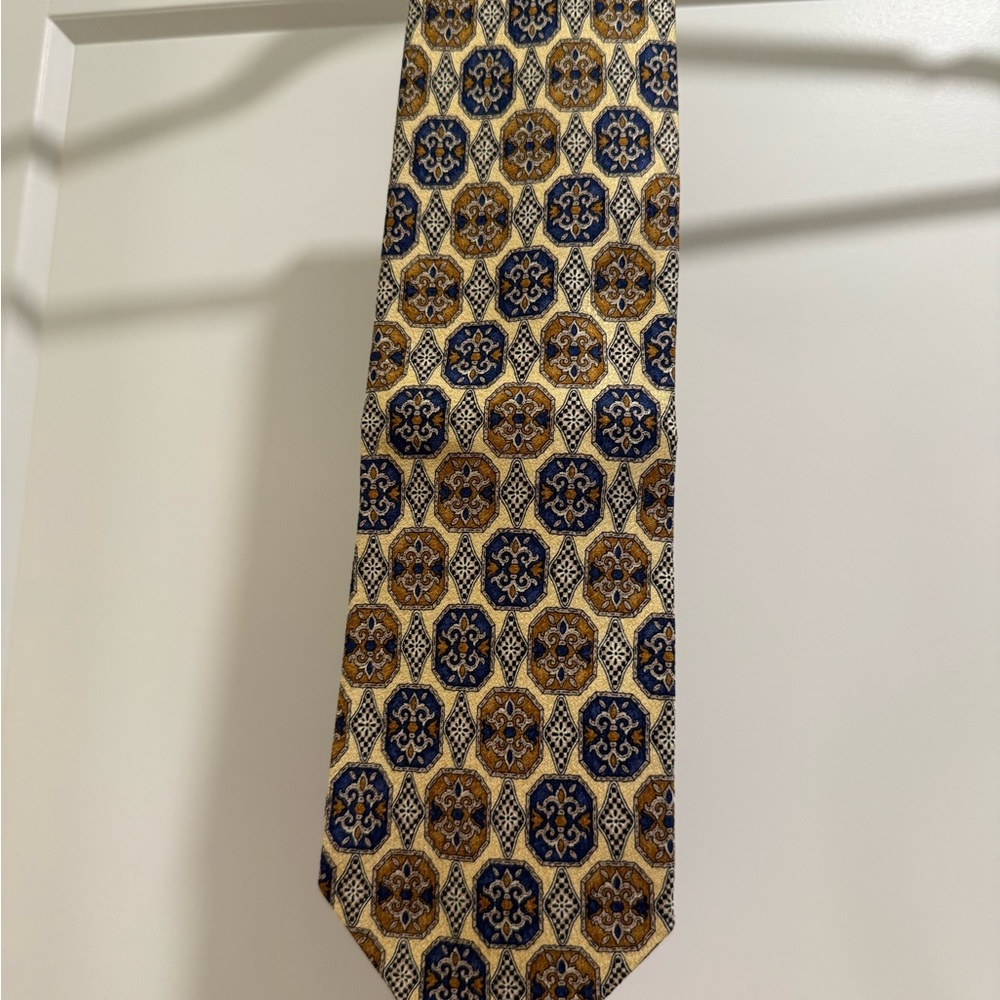Valentino Luxury Men’s Necktie - 100% Silk - Geometric Blue and Gold Men's Tie